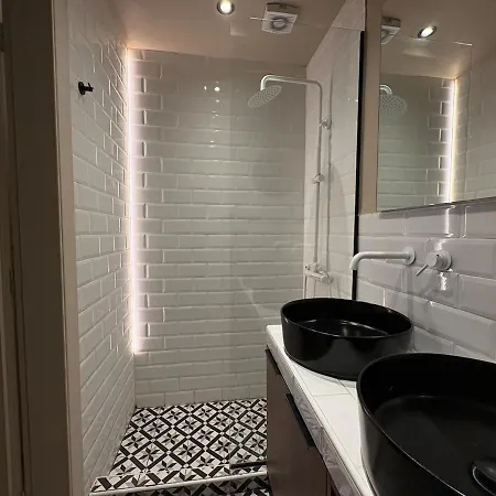 Elegantseaviewstay Апартаменты *