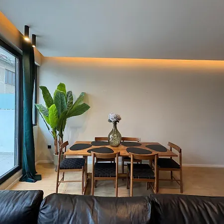 Апартаменты Elegantseaviewstay